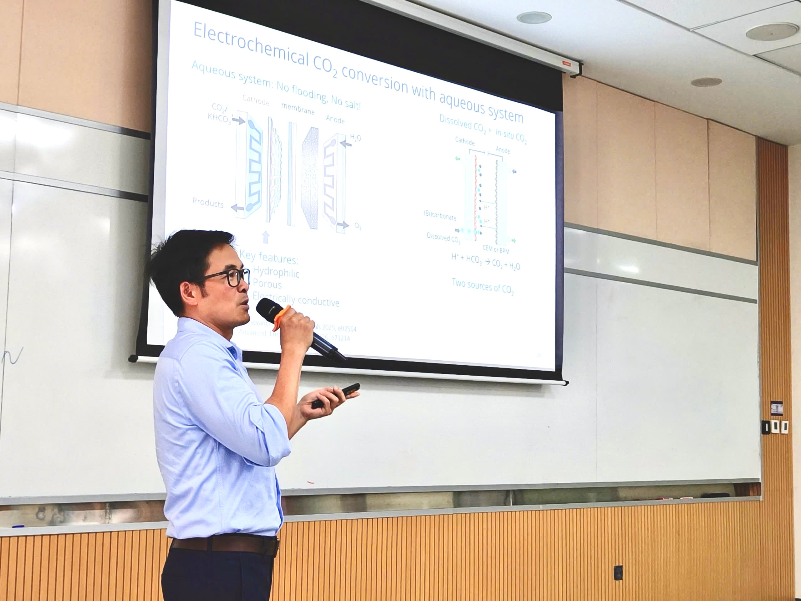 Distinguished Scientist Prof. Cao Thang Dinh Discusses the Future of CO₂ Conversion and Regenerable Electrolyzers